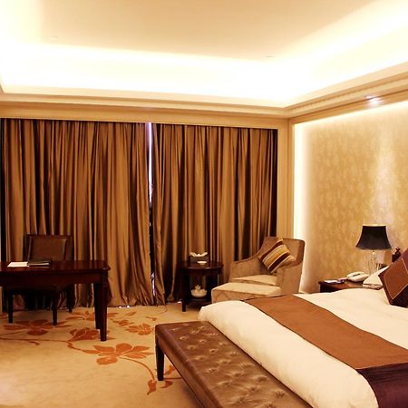 Yutong International Hotel Shantou Esterno foto